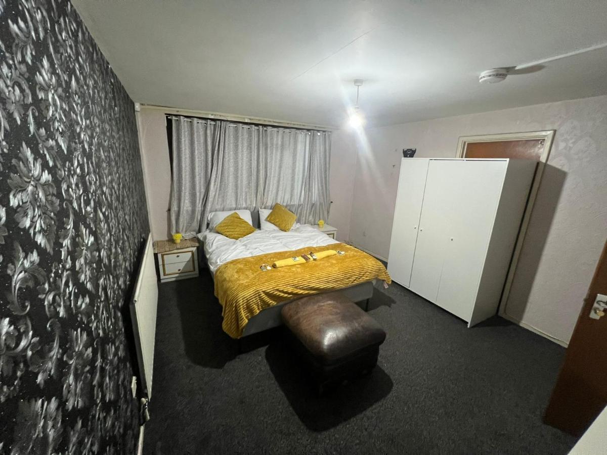 Indulge Hockley Hotel - With Free Front Parking - 10 Min Drive To Birmingham City Centre Bull Ring, Grand Central, Tesco Superstore, Primark & Commonwealth Games Бирмингем Экстерьер фото